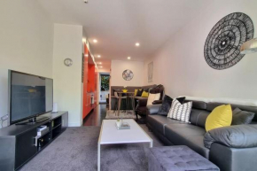 Victoria Park Haven w carpark, spa, pool and gym